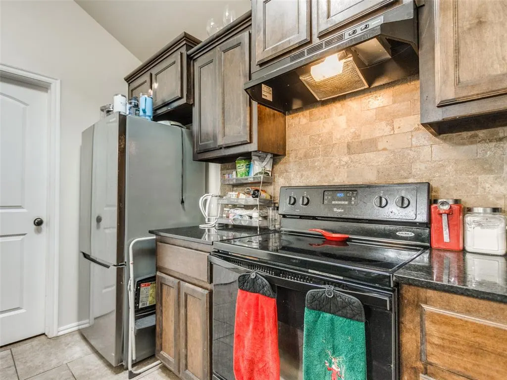 Photo 12 — 12320 Nittany Drive, Oklahoma City, OK 73120