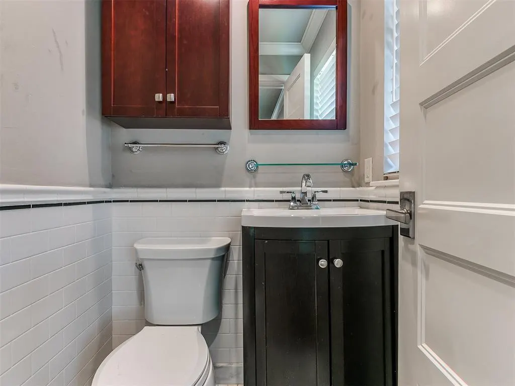 Photo 18 — 9631 Stratford Drive, Oklahoma City, OK 73120