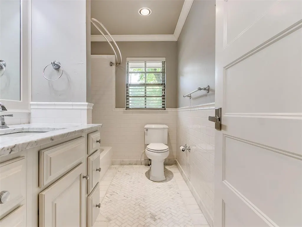Photo 27 — 9631 Stratford Drive, Oklahoma City, OK 73120