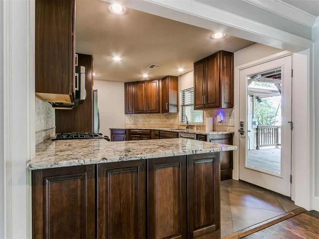 Photo 30 — 9631 Stratford Drive, Oklahoma City, OK 73120