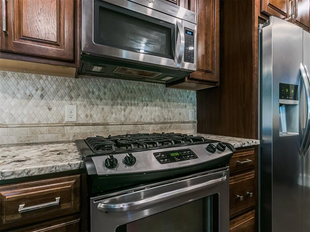 Photo 32 — 9631 Stratford Drive, Oklahoma City, OK 73120