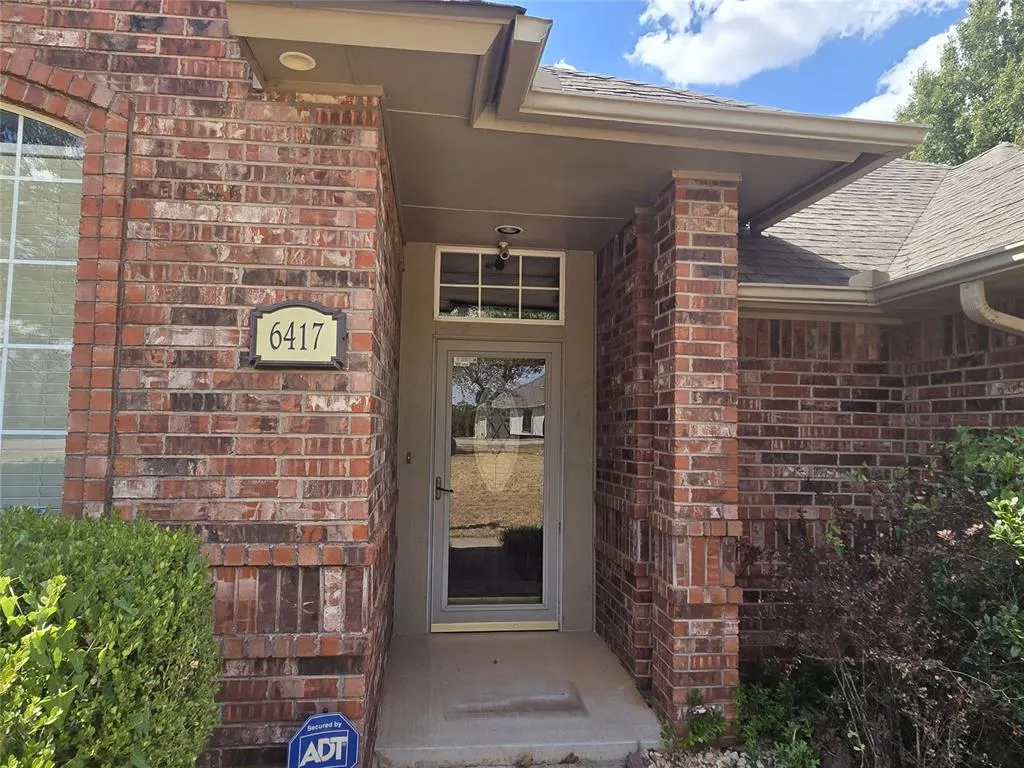 Photo 3 — 6417 Saddleback Drive, Oklahoma City, OK 73150