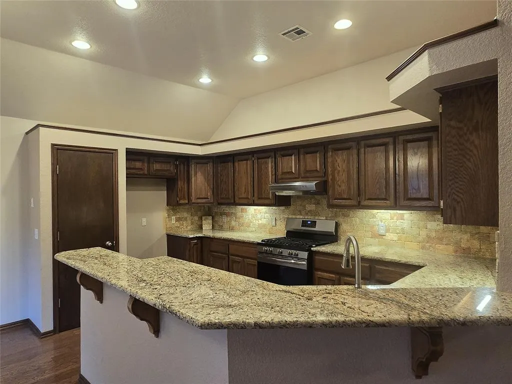 Photo 11 — 6417 Saddleback Drive, Oklahoma City, OK 73150