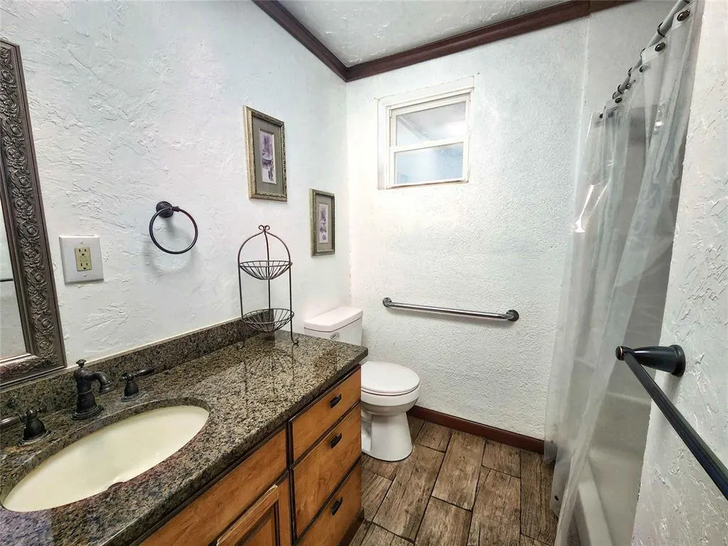 Photo 4 — 30581 Parkwood Road, McLoud, OK 74851