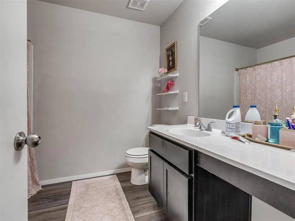 Photo 11 — 1411 Chuck Wagon Drive, El Reno, OK 73036