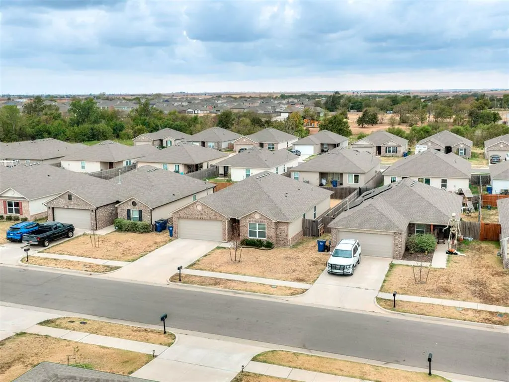 Photo 25 — 1408 Chuck Wagon Drive, El Reno, OK 73036