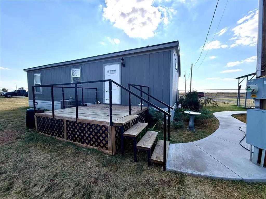 Photo 4 — 1515 Highway 81, Pocasset, OK 73079