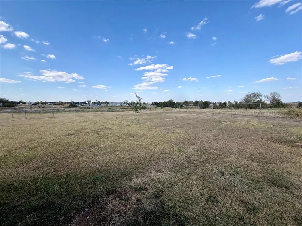 Photo 10 — 1515 Highway 81, Pocasset, OK 73079
