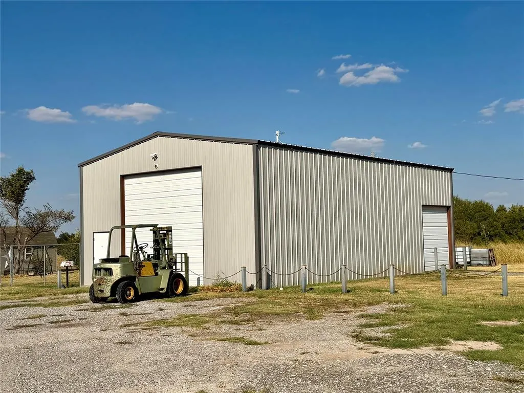 Photo 14 — 1515 Highway 81, Pocasset, OK 73079
