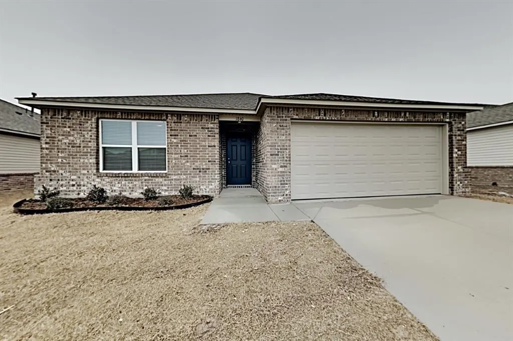Photo 2 — 1840 Jack Rabbit Lane, El Reno, OK 73036