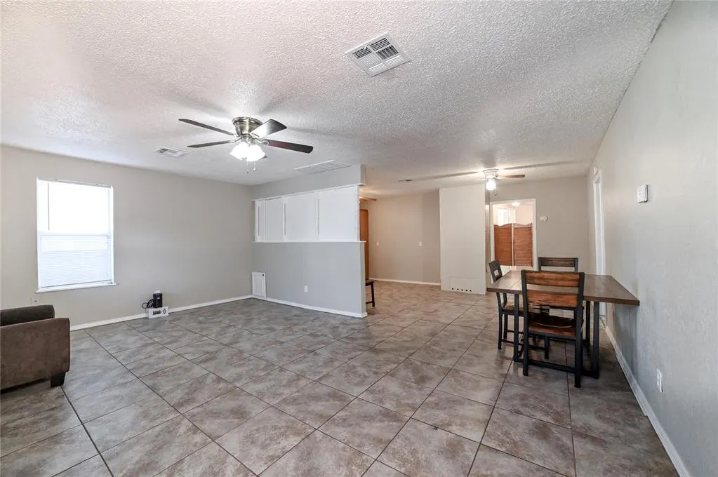 Photo 9 — 1625 SW 31st Street, Oklahoma City, OK 73119