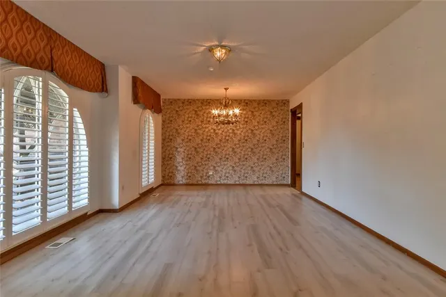 Photo 5 — 417 SW 102nd Street, Oklahoma City, OK 73139