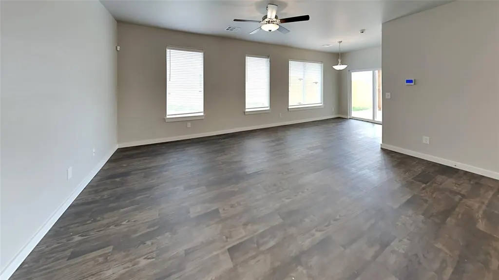 Photo 4 — 204 E 6th Street, Arcadia, OK 73007