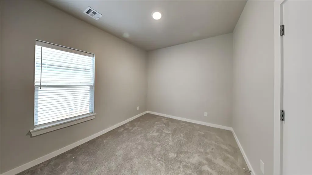 Photo 10 — 204 E 6th Street, Arcadia, OK 73007