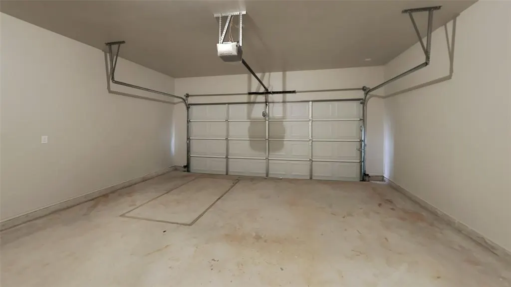 Photo 15 — 204 E 6th Street, Arcadia, OK 73007