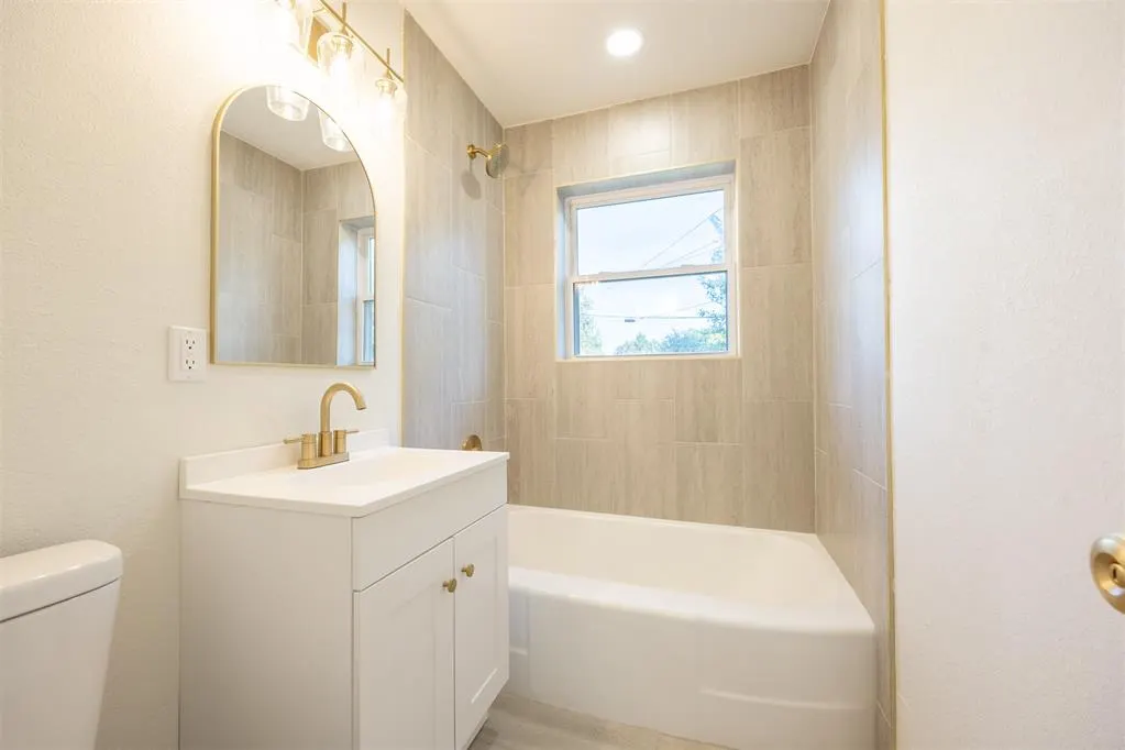 Photo 9 — 2124 N Tulsa Avenue, Oklahoma City, OK 73107