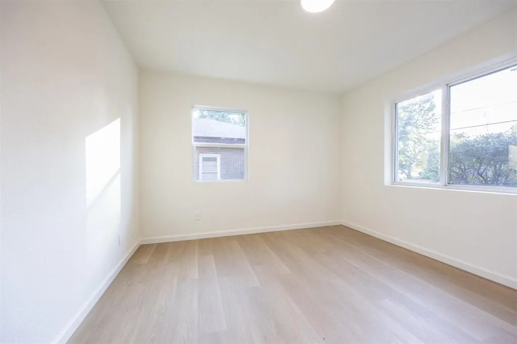 Photo 13 — 2124 N Tulsa Avenue, Oklahoma City, OK 73107