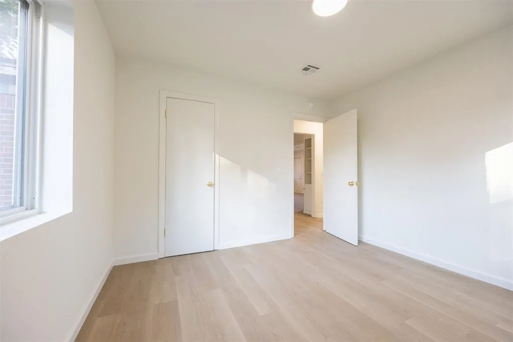 Photo 14 — 2124 N Tulsa Avenue, Oklahoma City, OK 73107