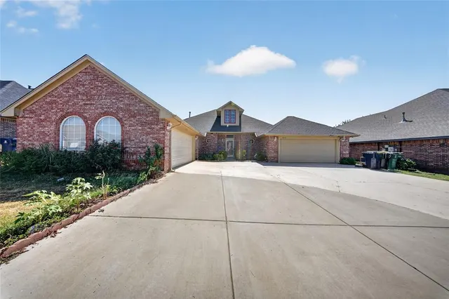 Photo 2 — 9312 SW 22nd Street, Oklahoma City, OK 73128