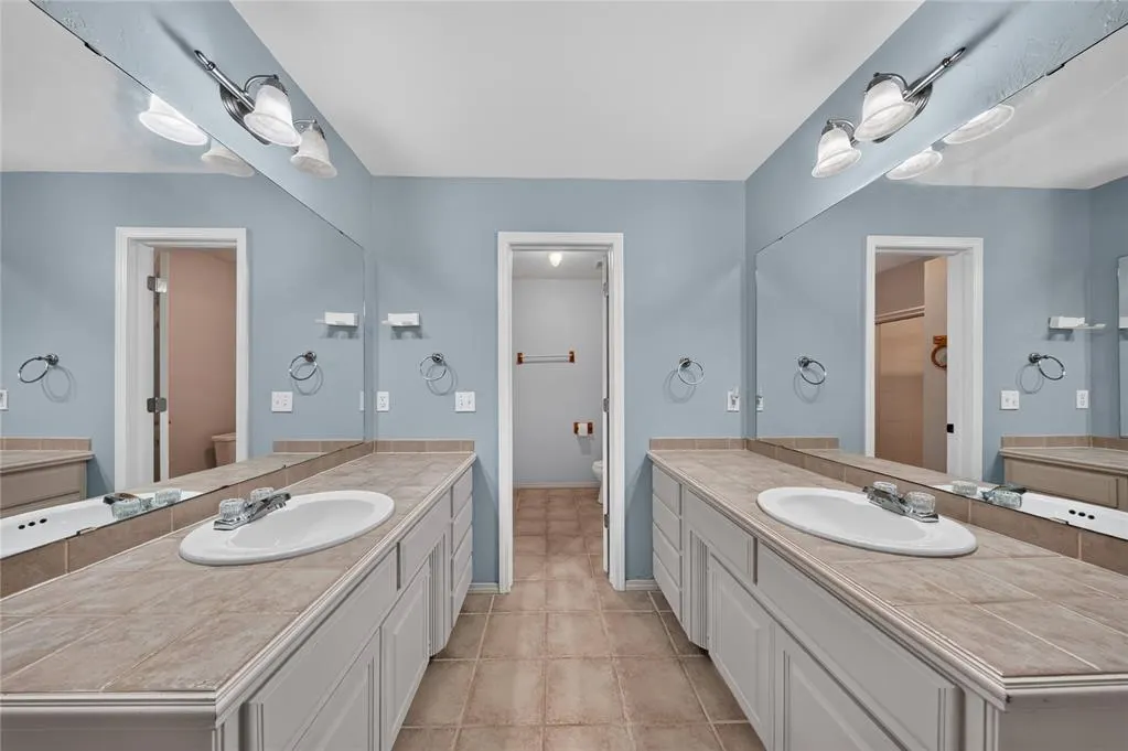 Photo 13 — 9312 SW 22nd Street, Oklahoma City, OK 73128