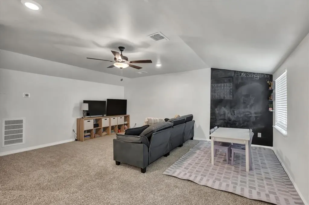 Photo 13 — 9316 NW 118th Terrace, Yukon, OK 73099