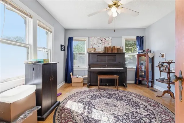 Photo 6 — 331 S Broadway Street, Konawa, OK 74849