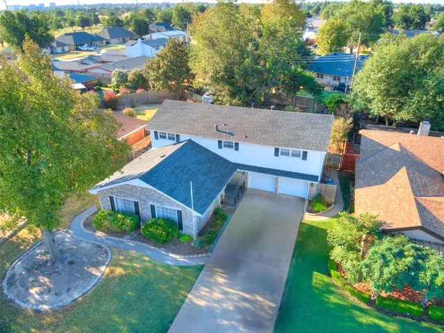 Photo 3 — 4708 NW 77th Street, Oklahoma City, OK 73132