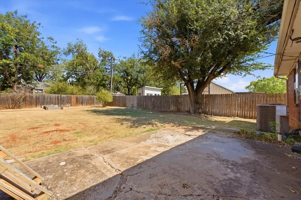 Photo 17 — 1103 Belford Avenue, Oklahoma City, OK 73116