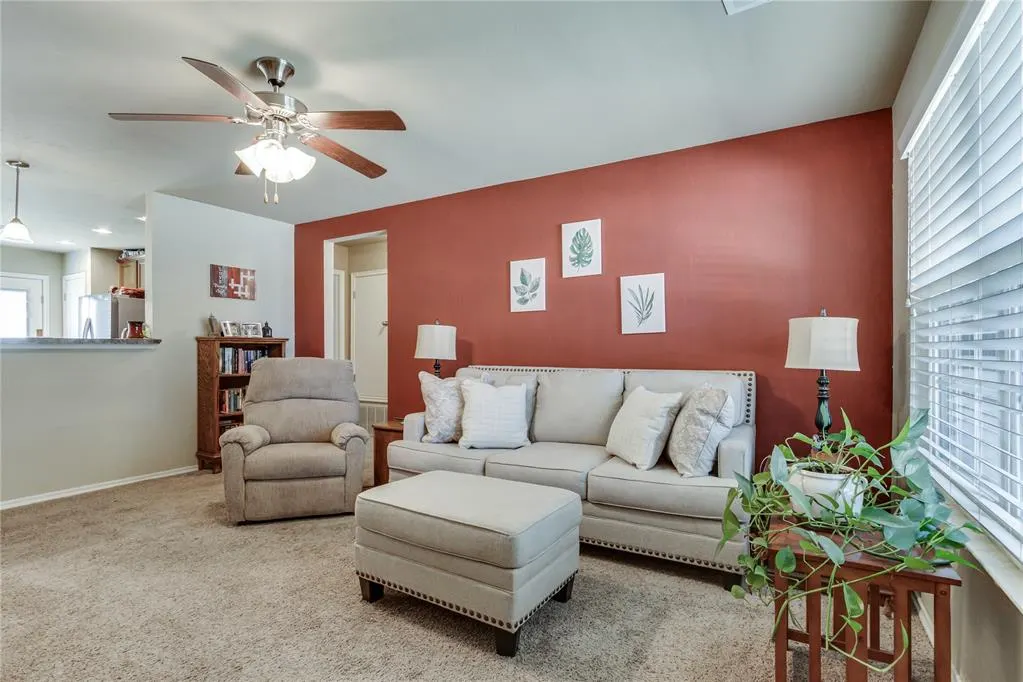 Photo 4 — 404 JB Street, Yukon, OK 73099