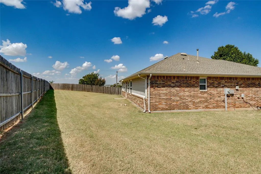 Photo 43 — 404 JB Street, Yukon, OK 73099