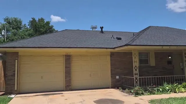 Photo 4 — 1617 SW 80th Street, Oklahoma City, OK 73159