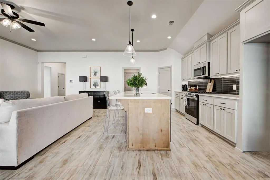 Photo 12 — 6025 Frankie Lynn Lane, Edmond, OK 73034
