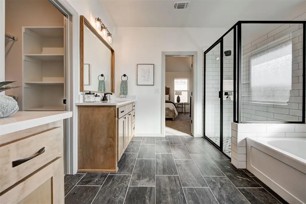Photo 33 — 6025 Frankie Lynn Lane, Edmond, OK 73034