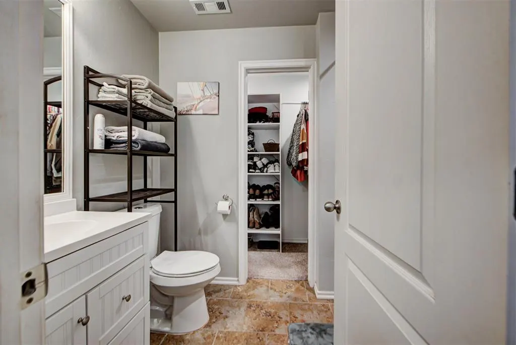 Photo 19 — 2302 W Bradford Circle, Newcastle, OK 73065