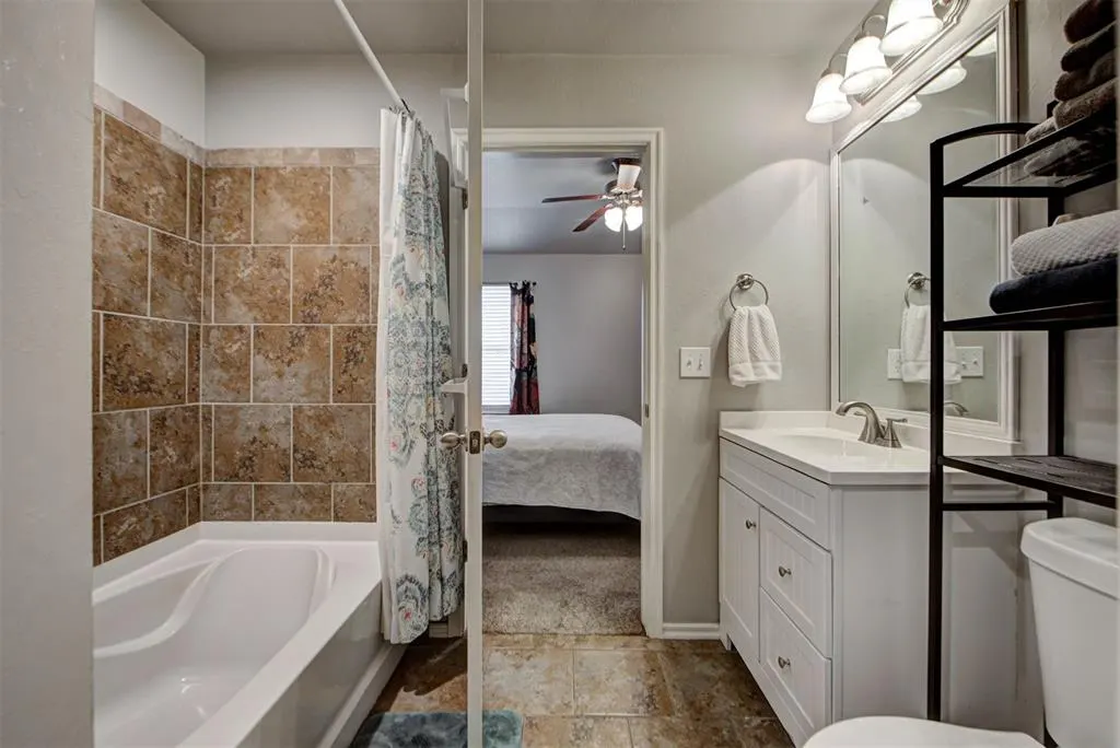 Photo 21 — 2302 W Bradford Circle, Newcastle, OK 73065