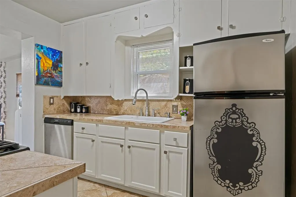 Photo 7 — 2641 W Park Place, Oklahoma City, OK 73107