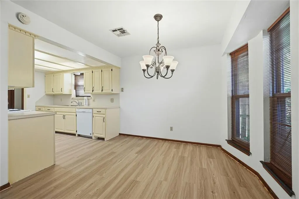 Photo 17 — 2219 N Flamingo Lane, Altus, OK 73521