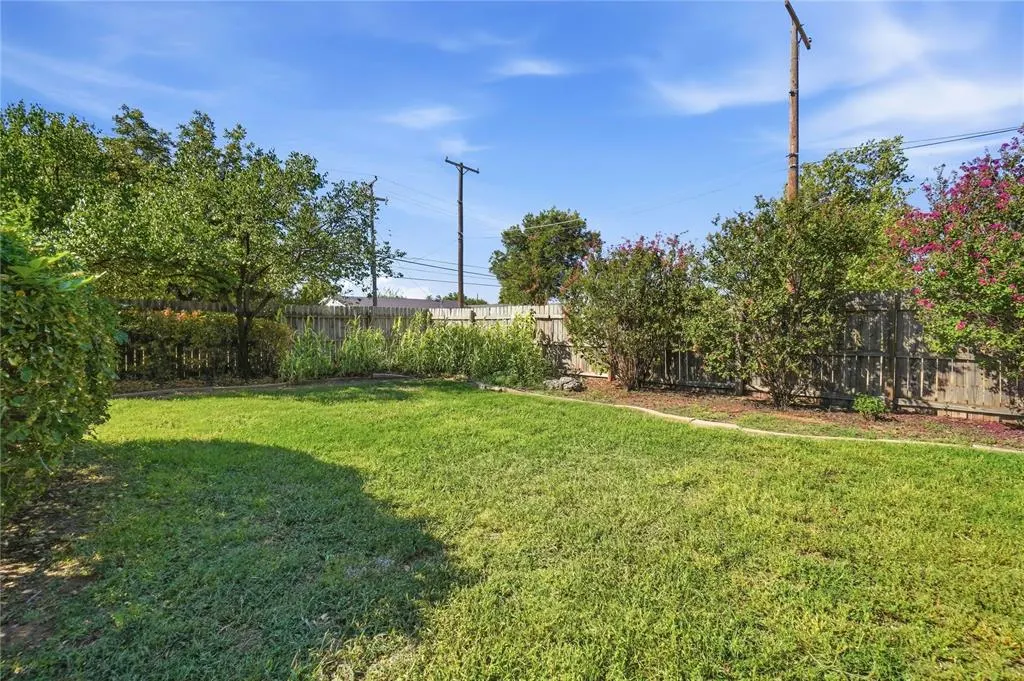 Photo 35 — 2219 N Flamingo Lane, Altus, OK 73521