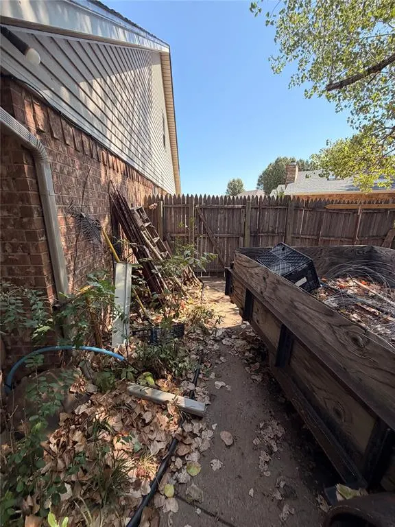Photo 43 — 7928 Maehs Lane, Oklahoma City, OK 73162