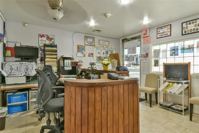Photo 7 — 801 SW 59th Street, Oklahoma City, OK 73109