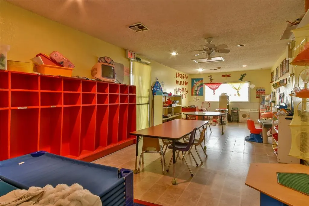 Photo 20 — 801 SW 59th Street, Oklahoma City, OK 73109