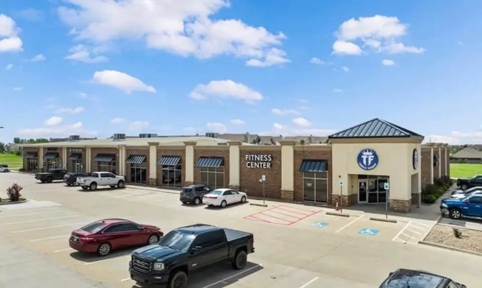 Photo 4 — 11300 W Reno Avenue, Yukon, OK 73099