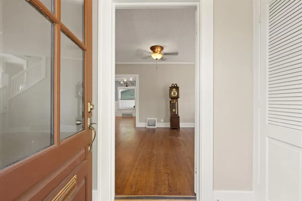 Photo 5 — 1936 NW 17th Street, Oklahoma City, OK 73106