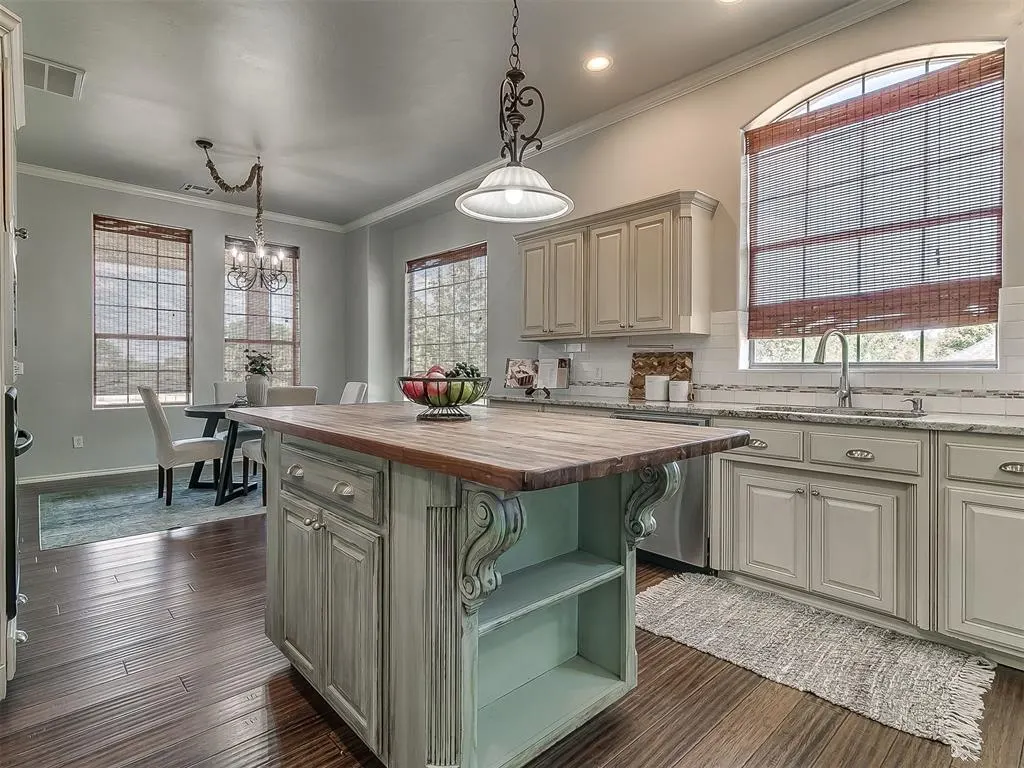 Photo 14 — 2047 Park Avenue, Newcastle, OK 73065