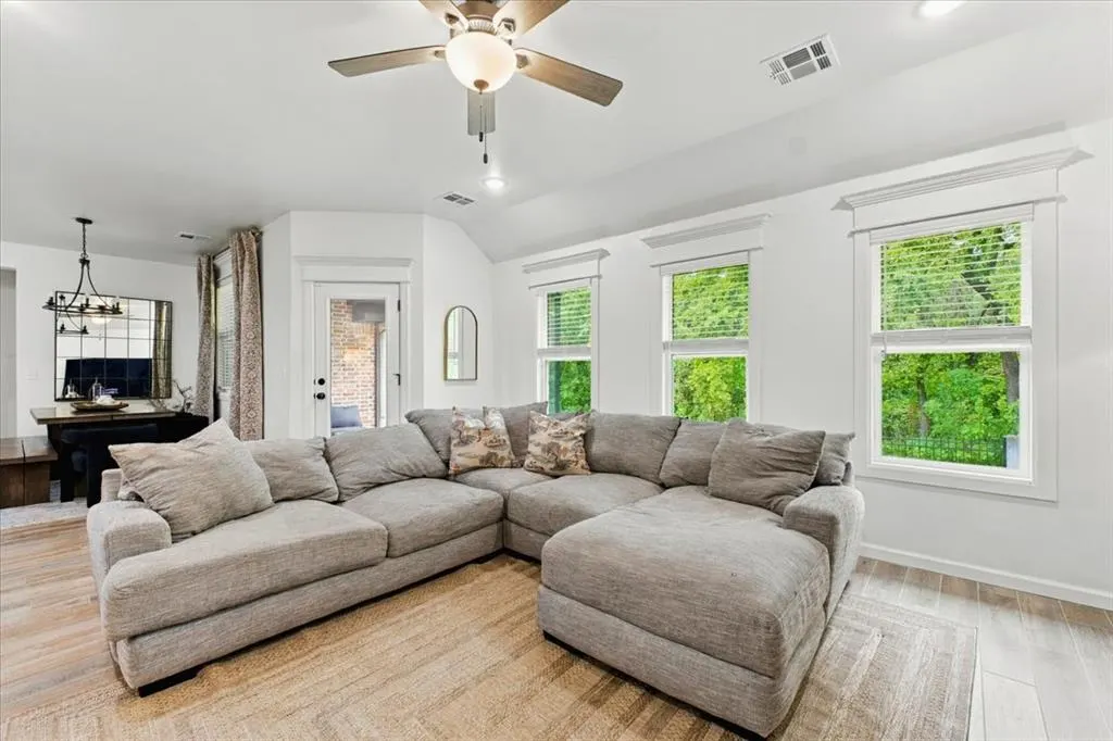 Photo 20 — 2301 Creekview Drive, Moore, OK 73160