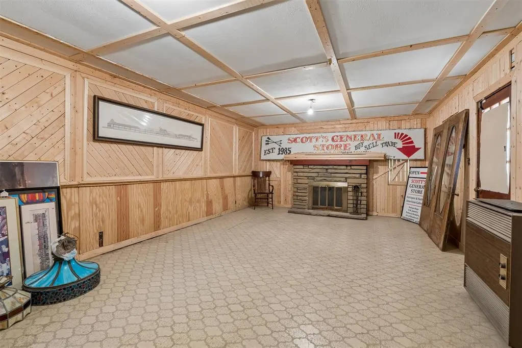 Photo 25 — 2305 NW 13th Street, Oklahoma City, OK 73107