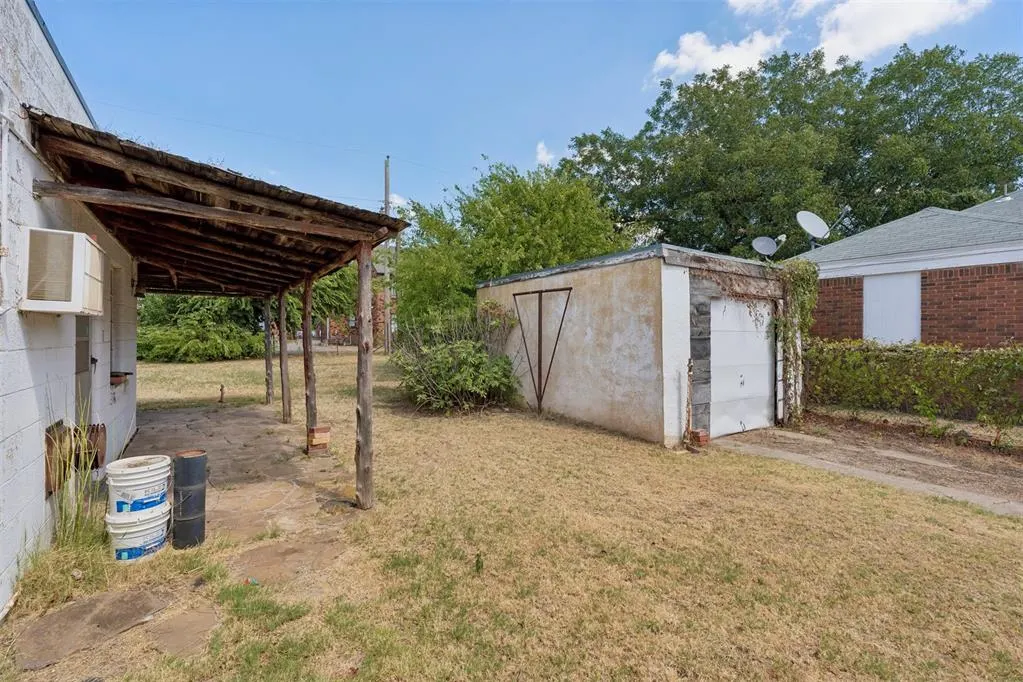 Photo 33 — 2305 NW 13th Street, Oklahoma City, OK 73107