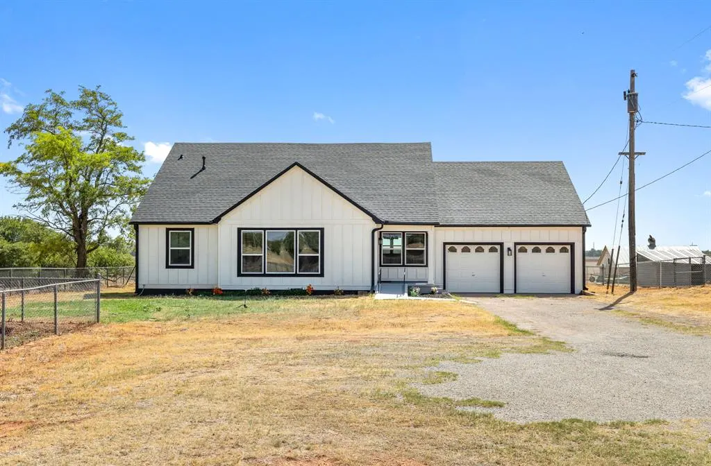 Photo 3 — 1601 Highway 62, Chickasha, OK 73018