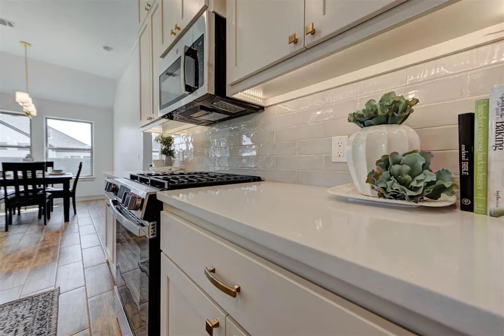 Photo 14 — 6100 Kinnick Drive, Edmond, OK 73034