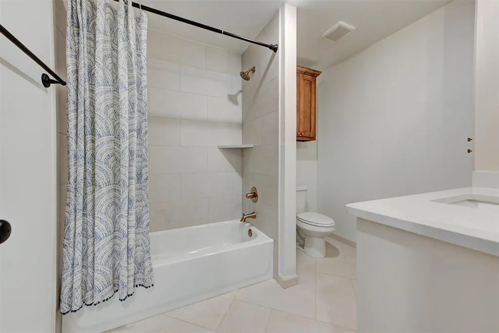Photo 39 — 6100 Kinnick Drive, Edmond, OK 73034